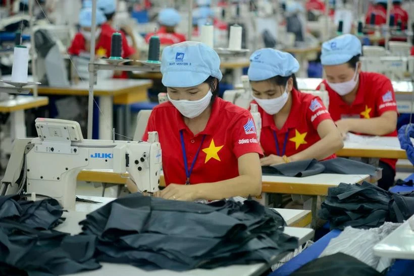 How Can a Startup Work With a Vietnamese Clothing Factory?